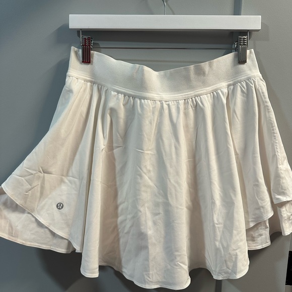 lululemon athletica White Layered Skort - Picture 3 of 4